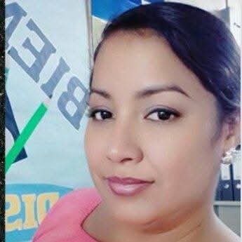 FRANCIS MARIELA SALINAS BUSTILLO164.jpg